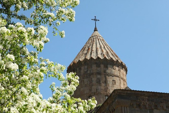 Yerevan - Tatev - Khndzoresk - Carahunge - Yerevan - Good To Know