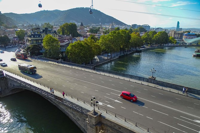Yerevan Tbilisi Transfer With English Speaking Driver - Meeting and Pickup