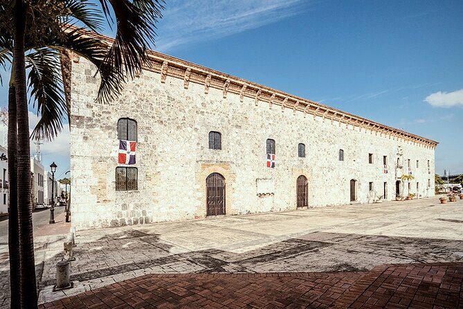 Yesterday and Today Historic Tour of Colonial Zone - Good To Know