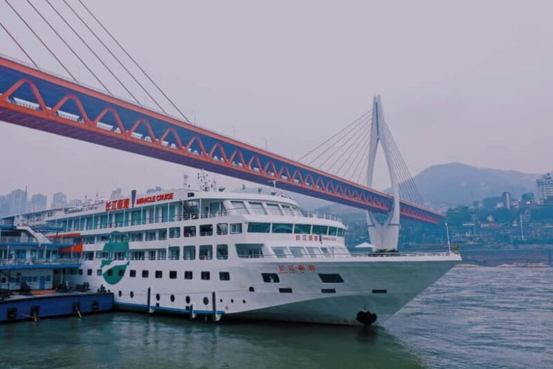 Yichang - Chongqing Yangtze Miracle Luxury 5D4N Cruise - Who Should Consider This Cruise?