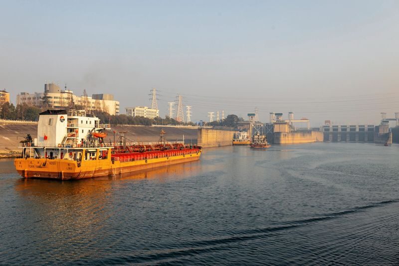 Yichang Three Gorges Dam and Gezhouba Full-Day Cruise - Two dams, one gorge, one long day