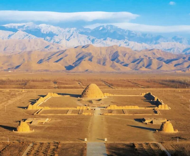 Yinchuan: Western Xia Tombs & Helanshan Rock Paintings Tour - Good To Know