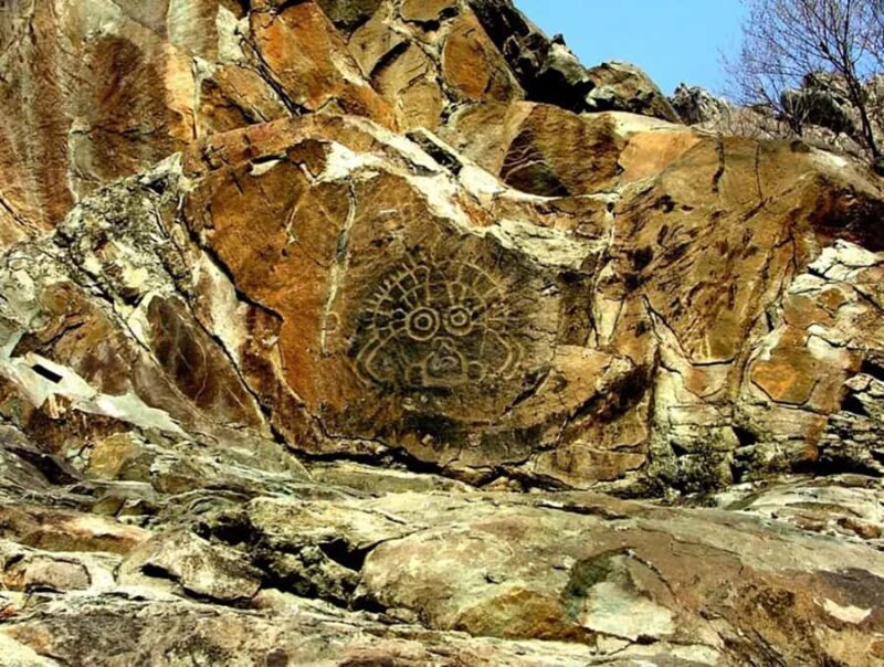 Yinchuan: Western Xia Tombs & Helanshan Rock Paintings Tour - Practicalities and Tips for the Tour