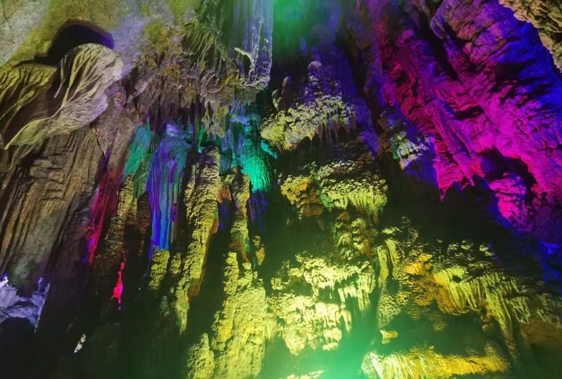 Yinziyan Scenic Area All-inclusive Ticket (Cave) - Three sights worth watching for