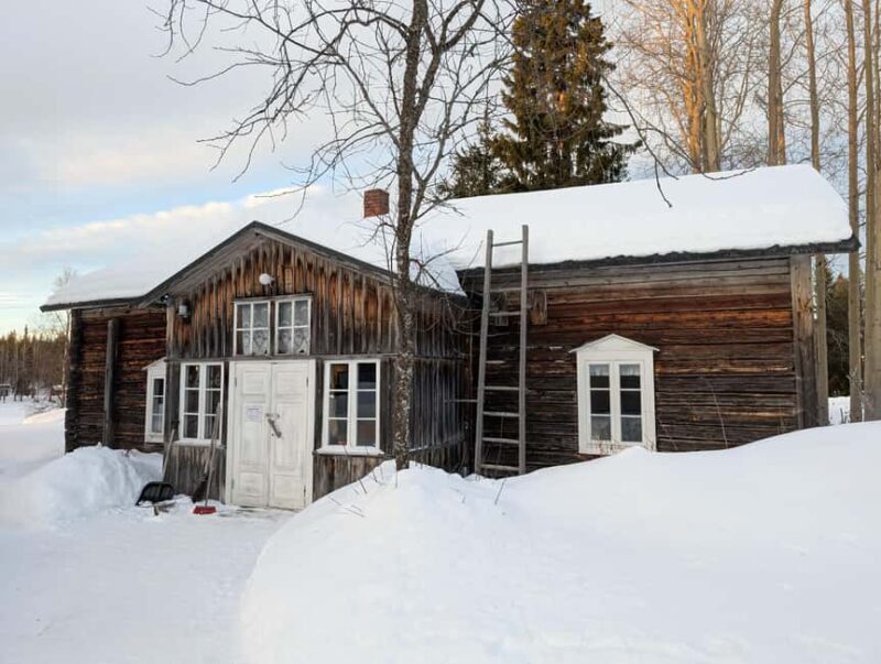 Ylläs: Särestöniemi Museum Tour with Art Workshop - Good To Know