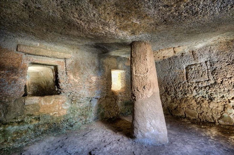 Yoga in Anghelu Ruju - Yoga in Anghelu Ruju: An Authentic Blend of History and Wellness in Sardinia