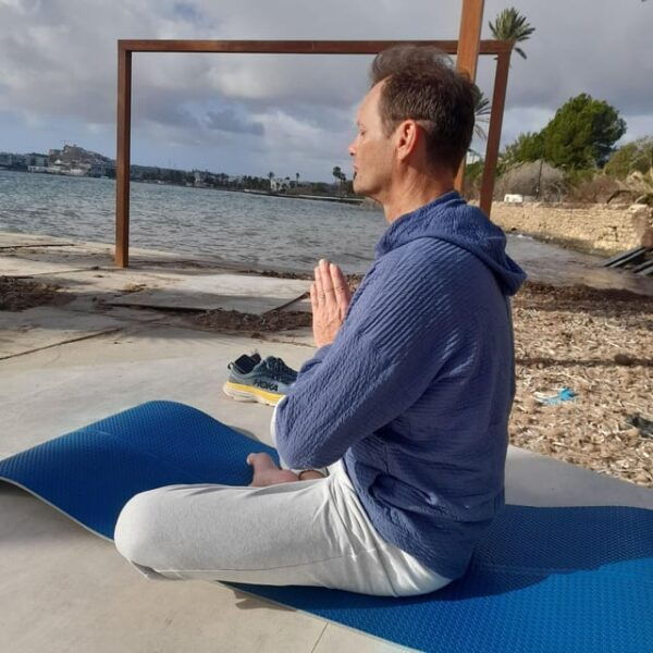 YOGA & MEDITATION AT THE BEACH OR IN THE FOREST - Available Languages