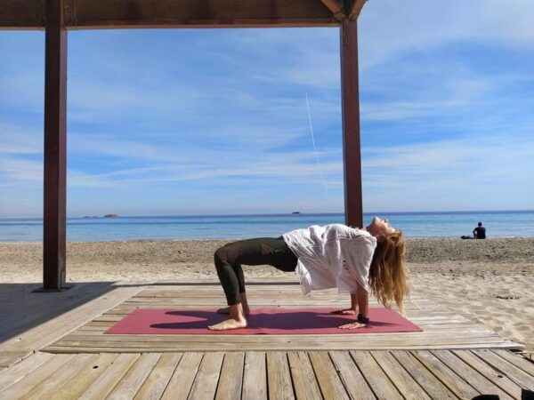 YOGA & MEDITATION AT THE BEACH OR IN THE FOREST - Customer Ratings