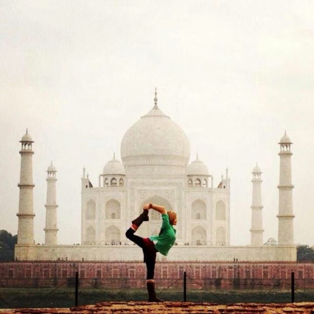 Yoga Tour In The Dhed of Taj by Certified Instructor in Agra - Instructors Qualifications and Services
