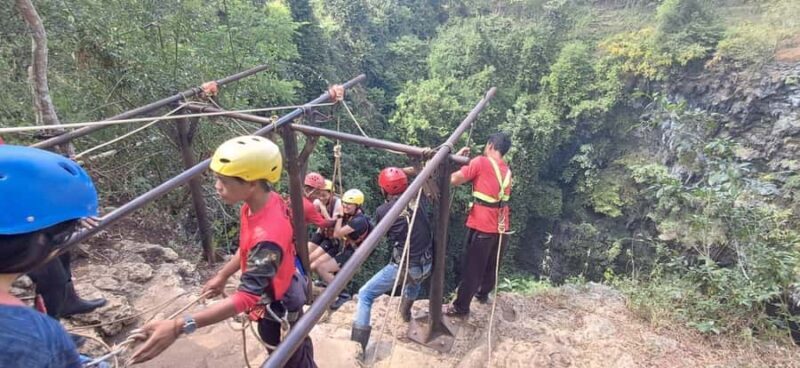 Yogayakarta : Jomblang Cave and Pindul Cave Tour - FAQ