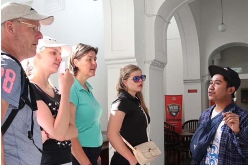 Yogyakarta: 2-Hour Crash Course City Intro on Walking Tour - Good To Know