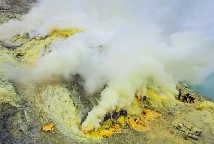 Yogyakarta: 3-Day Bromo & Ijen Volcano Trip With Lodging - Highlights of the Experience