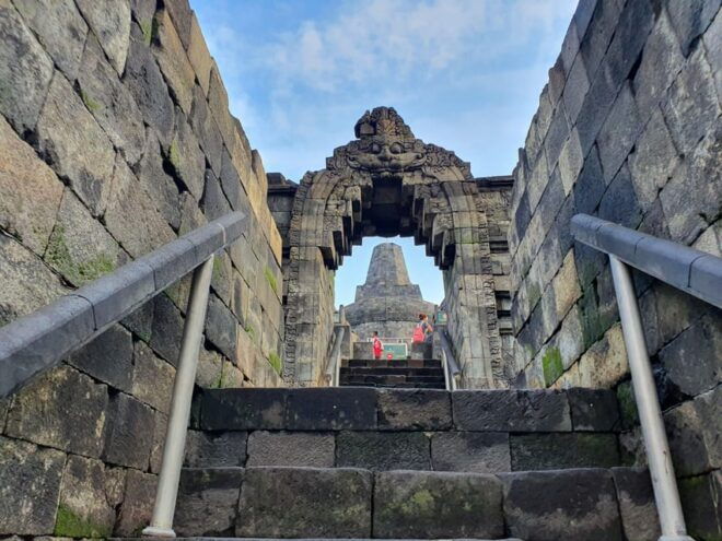 Yogyakarta : 3 Days 2 Nights Tour Package With Hotel & Meals - Accommodation Details
