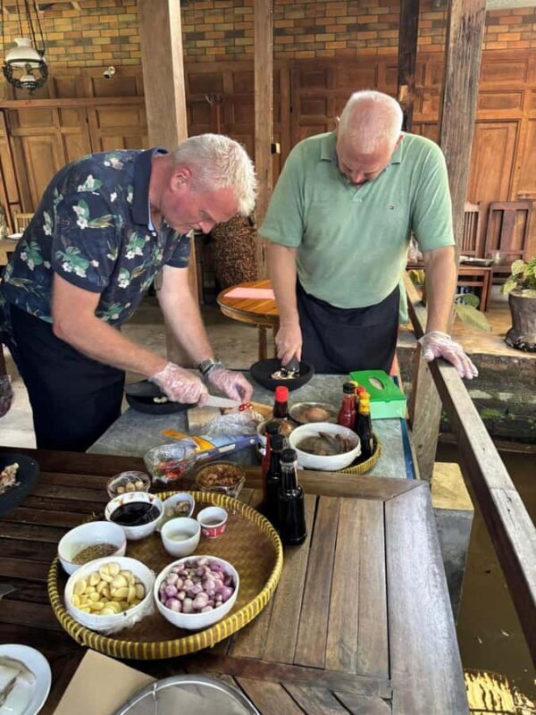 Yogyakarta : 3 Hours VIP Cooking Class Include Market Tour - Analyzing the Value Relative to Cost