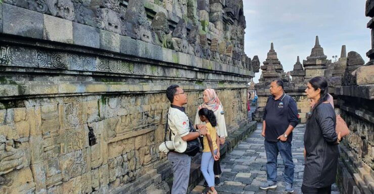 Yogyakarta: 5 Days All Temple Full-Access and Jomblang Cave - Key Points