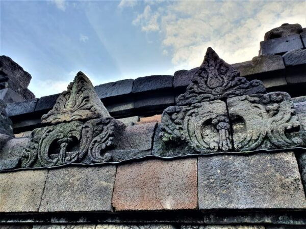 Yogyakarta: 5 Days All Temple Full-Access and Jomblang Cave - Additional Considerations