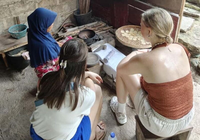 Yogyakarta: Authentic Cycling Tour, Lunch & Waterfall Escape - Good To Know