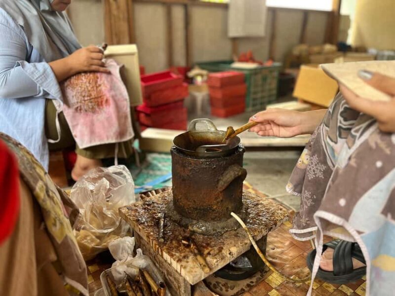 Yogyakarta: Batik on Wood Workshop - Practical Details