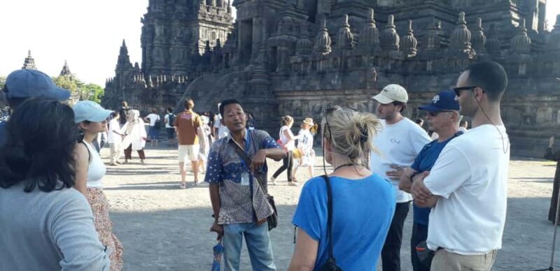 Yogyakarta Borobudur and prambanan temple climb up - Introduction to the Tour Experience