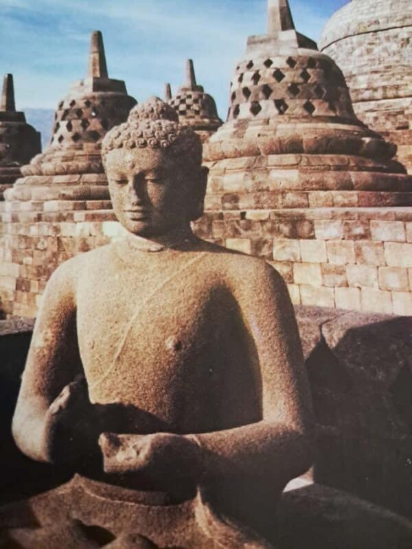 Yogyakarta Borobudur and prambanan temple climb up - Exploring the Heart of Java: A Full Breakdown of the Tour