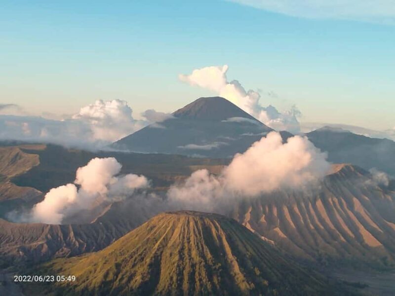 Yogyakarta: Borobudur, Bromo, Ijen, and Waterfall Tour - The Value of the Experience