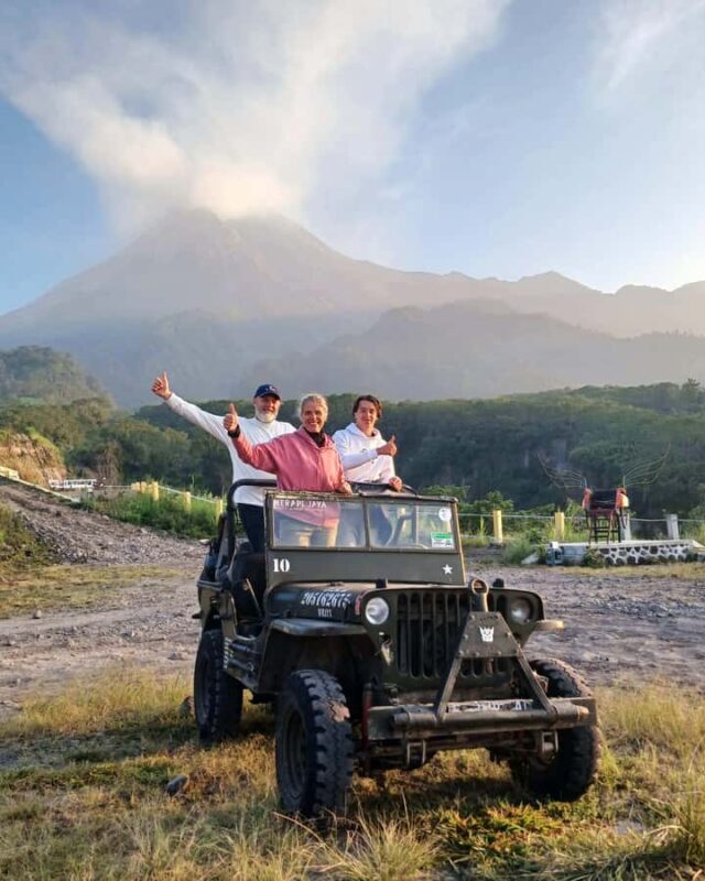 Yogyakarta: Borobudur Climb the Top & Mount Merapi Jeep Tour - Authentic Insights from Reviewers