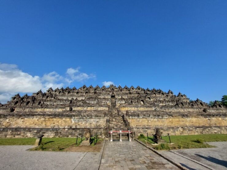 Yogyakarta: Borobudur Climb to the Top and Prambanan Tour - Activity Details