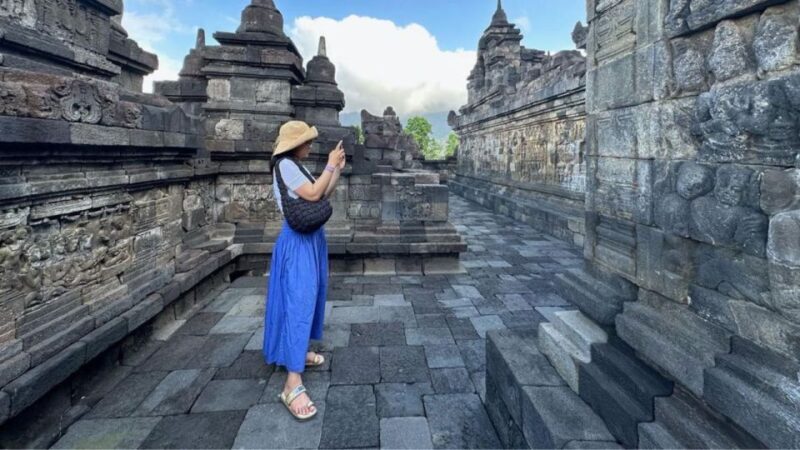 Yogyakarta: Borobudur Climb-up and Prambanan Guide Tour - FAQ
