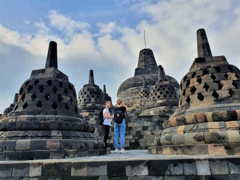 Yogyakarta: Borobudur Climb-Up & Prambanan Temple Tour - Good To Know