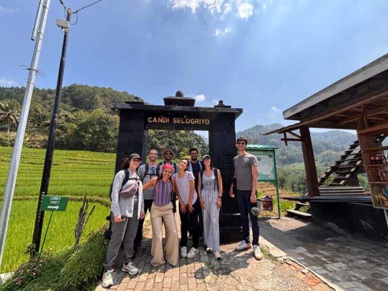 Yogyakarta: Borobudur Climb Up & Selogriyo Rice Terrace Tour - An In-Depth Look at the Experience