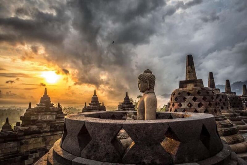 Yogyakarta: Borobudur climb up ticket guarantee & prambanan - What Could Be Better?