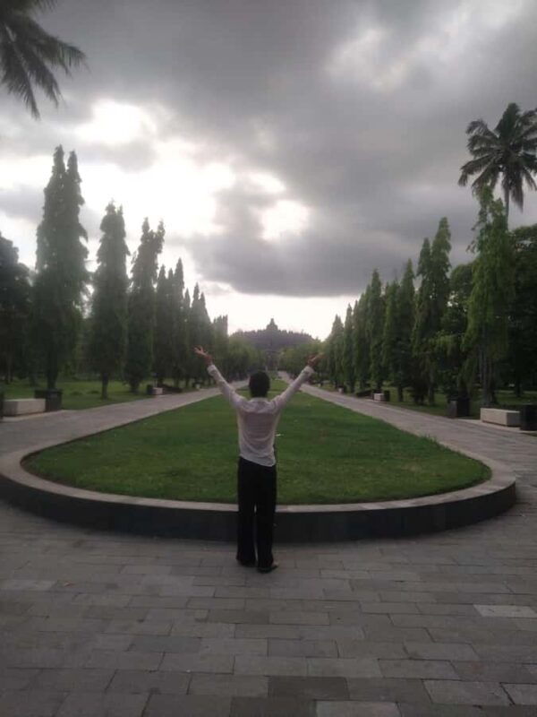 Yogyakarta: Borobudur Climbing Guarantee and Prambanan Tour - An In-Depth Look at the Tour Experience