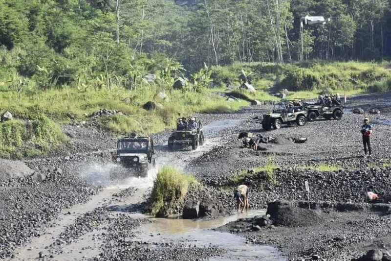 Yogyakarta: Borobudur Merapi Prambanan include all tickets - Duration and Pacing
