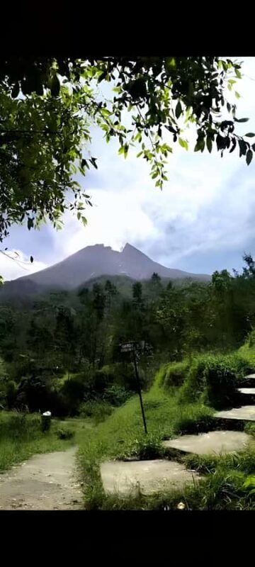 Yogyakarta :Borobudur, Merapi Volcano & Prambanan Temple - Good To Know