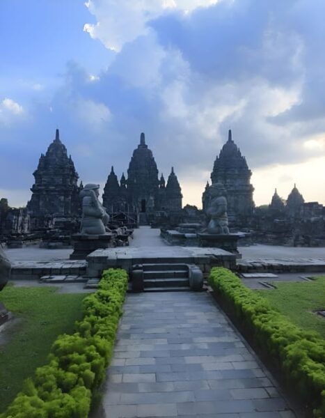 Yogyakarta: Borobudur, Merapi Volcano & Prambanan Temple - Important Information and Restrictions