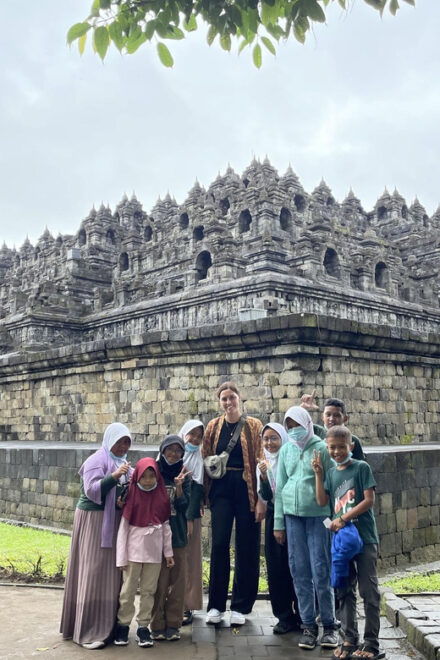 Yogyakarta: Borobudur, Prambanan, and Sultan Palace Day Tour - Borobudur Temple Experience