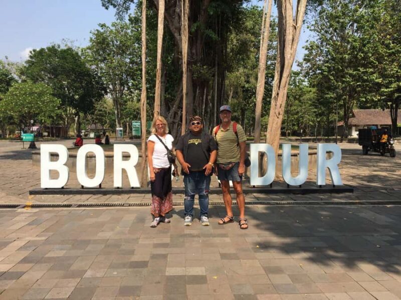 Yogyakarta: Borobudur & Prambanan Guided Tour with Pickup - The Experience: A Well-Structured Full-Day Adventure  