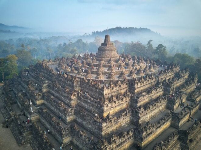 Yogyakarta: Borobudur & Prambanan Guided Tour With Transfers - Customer Reviews