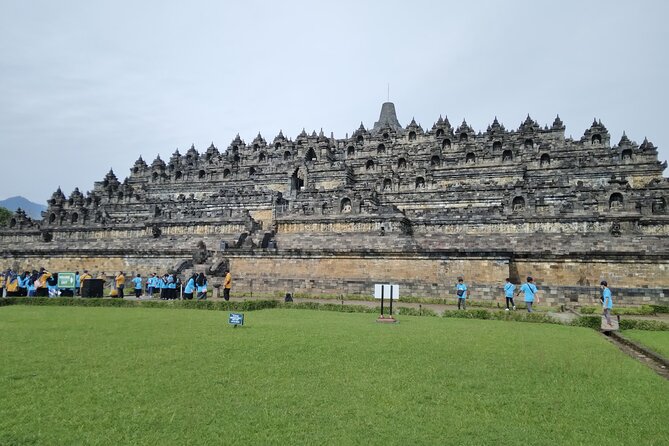 Yogyakarta Borobudur Prambanan Tour - Inclusions