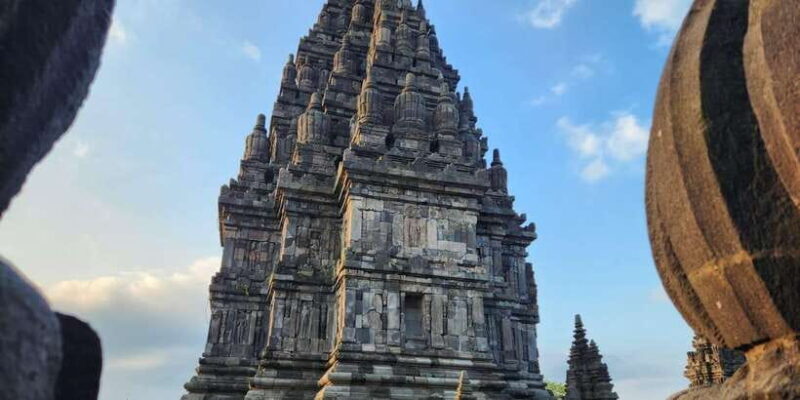 Yogyakarta: Borobudur Sunrise Climb or Sunset and Prambanan - Who Is This Tour Best For?