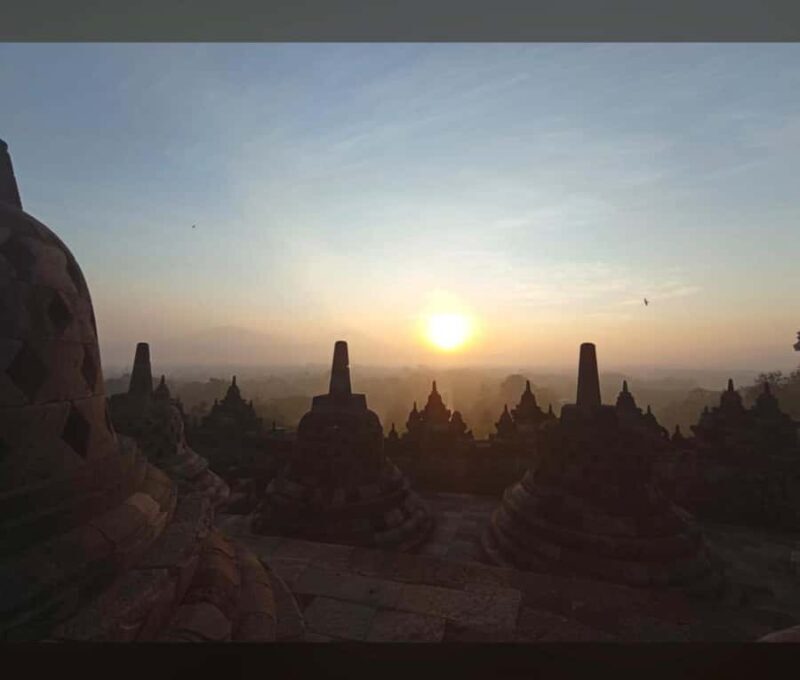 Yogyakarta: Borobudur Sunrise from temple with Breakfast - Introduction