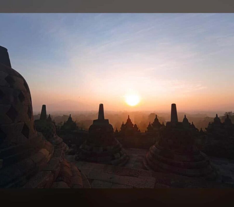 Yogyakarta: Borobudur Sunrise from temple with Breakfast - FAQ