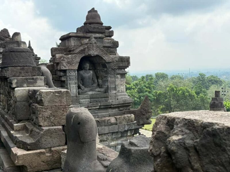 Yogyakarta: Borobudur Sunrise VIP and Prambanan Culture Tour - Good To Know
