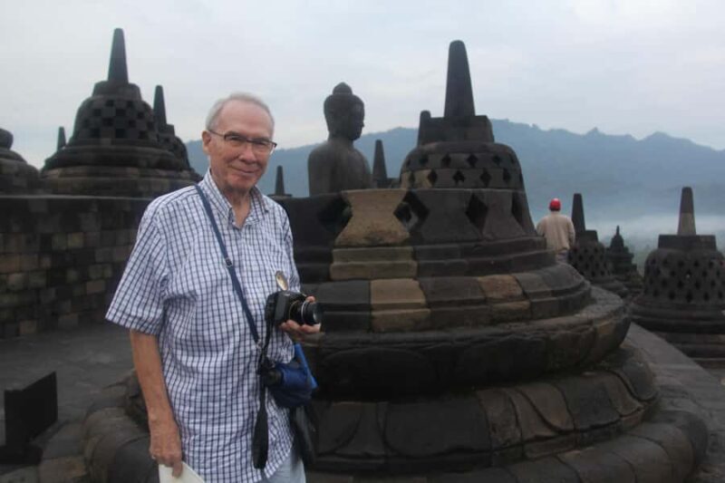 Yogyakarta: Borobudur Temple Sunrise Tour with Breakfast - FAQs