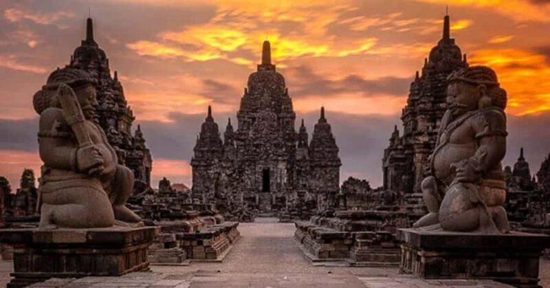YOGYAKARTA ;BOROBUDUR TEMPLE,JEEP MERAPI VULCANO,PRAMBANAN. - The Logistics: What to Expect