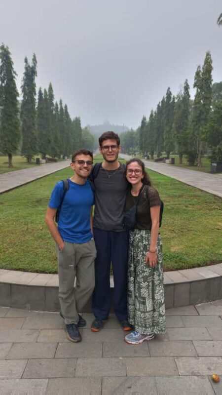 YOGYAKARTA BOROBUDUR Top structure AND PRAMBANAN TEMPLES - Introduction  