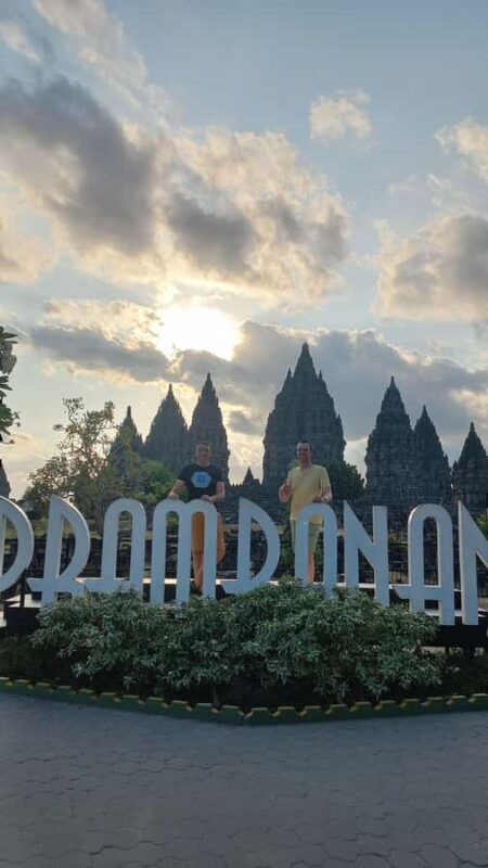 YOGYAKARTA BOROBUDUR Top structure AND PRAMBANAN TEMPLES - The Sum Up  