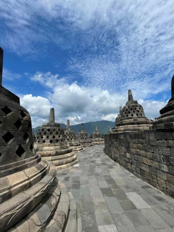 YOGYAKARTA BOROBUDUR Top structure AND PRAMBANAN TEMPLES - Who Should Book This Tour?  