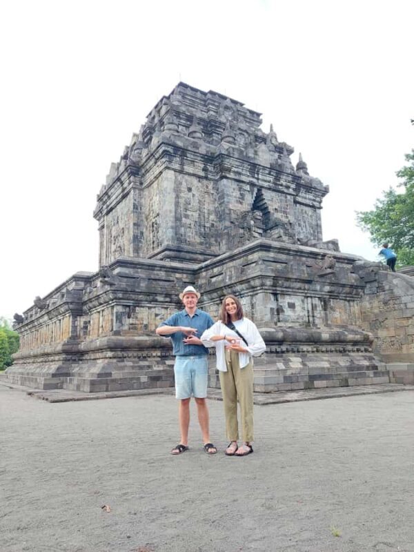 Yogyakarta: Borobudur VIP Climb Up and Prambanan Temple Tour - Good To Know
