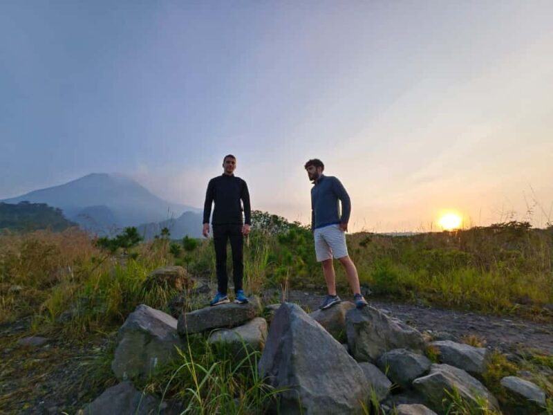 Yogyakarta : Borobudur(climb up temple) & sunrise mt merapi - FAQ